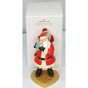 Hallmark Ornament Santa Claus 2011 Gift Of Love Heart Keepsake Collectible